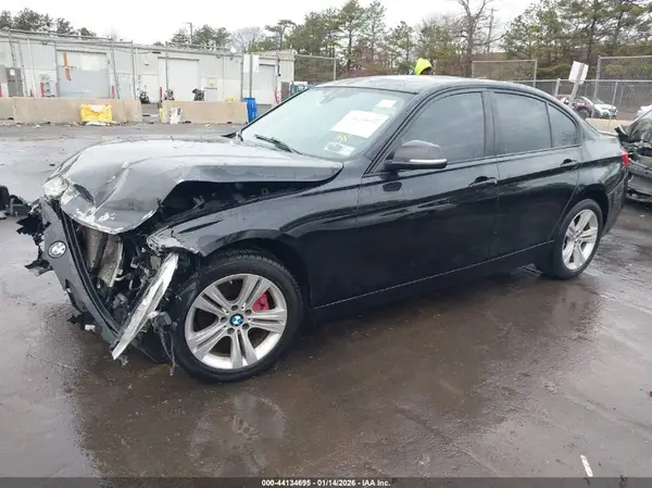 WBA8E3G55GNU00833 2016 BMW 3ER - Image 2