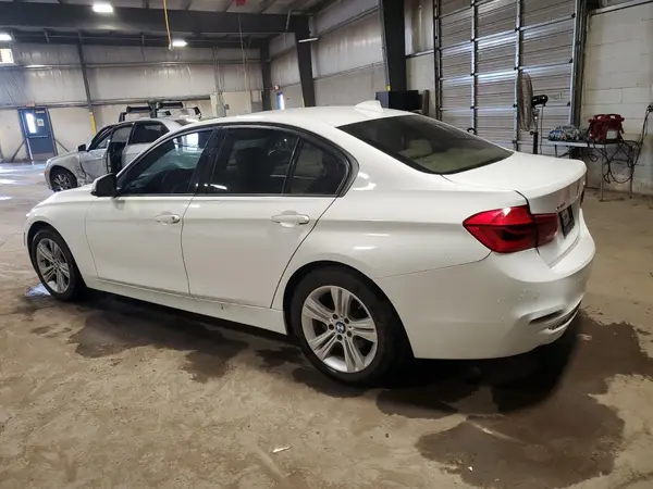 WBA8E3G55GNU02047 2016 BMW 3ER - Image 2