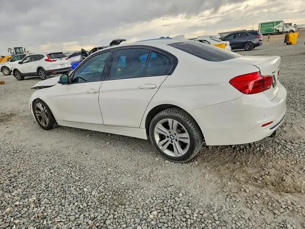 WBA8E3G55GNU04199 2016 BMW 3ER - Image 2