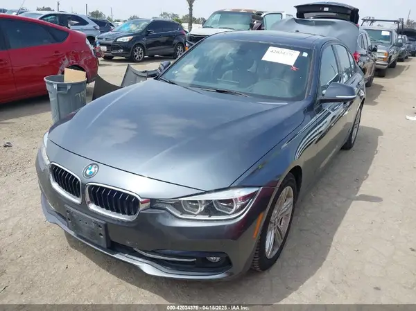 WBA8E3G56GNT76865 2016 BMW 3ER - Image 2