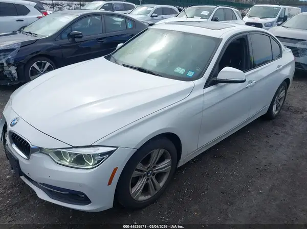 WBA8E3G56GNT77479 2016 BMW 3ER - Image 2