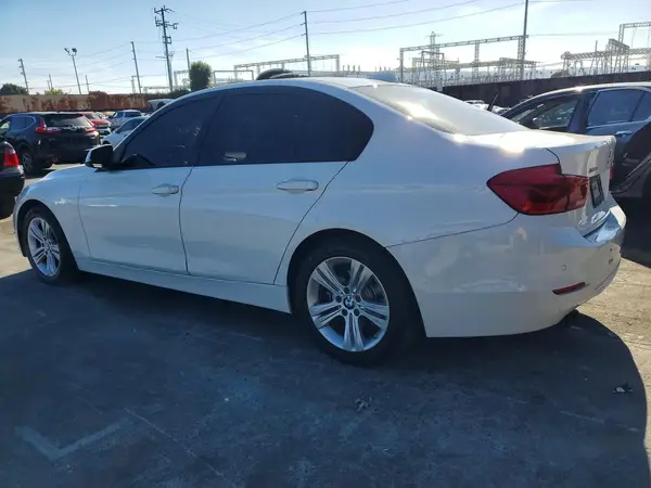 WBA8E3G56GNT78373 2016 BMW 3ER - Image 2