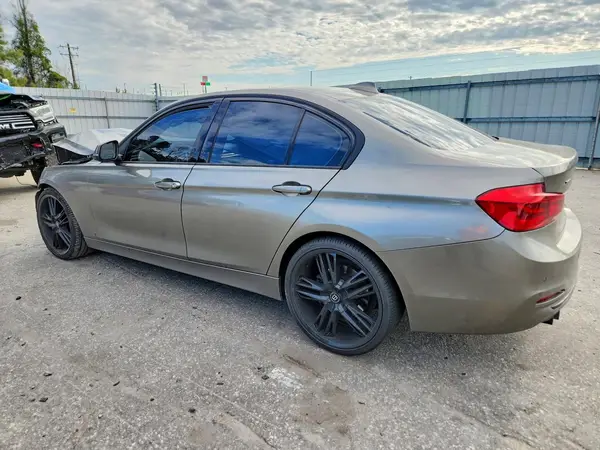 WBA8E3G56GNT79216 2016 BMW 3ER - Image 2