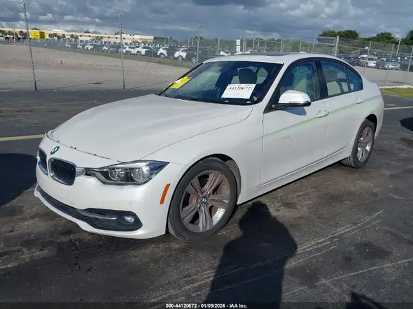 WBA8E3G56GNT79636 2016 BMW 3ER - Image 2