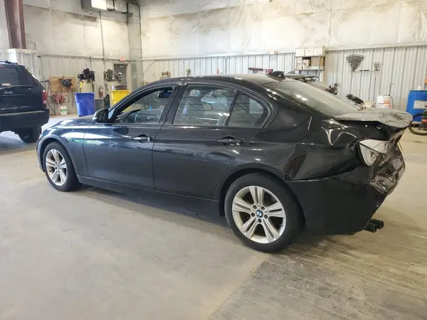 WBA8E3G56GNU01859 2016 BMW 3ER - Image 2
