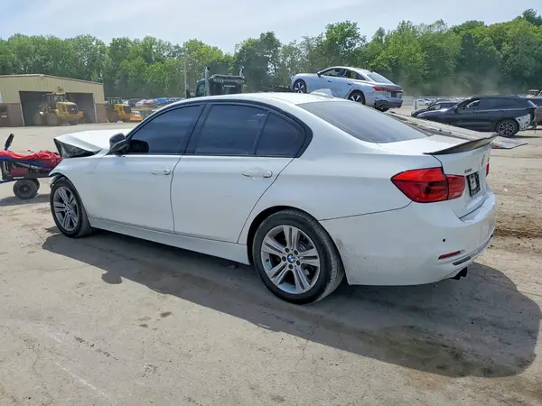 WBA8E3G57GNT78320 2016 BMW 3ER - Image 2