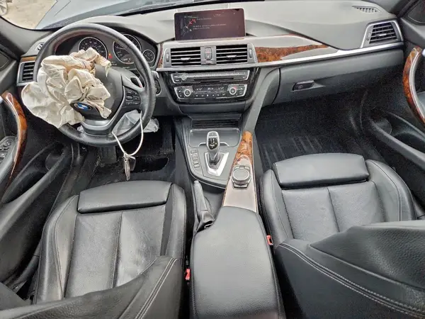 WBA8E3G58GNT75216 2016 BMW 3ER - Image 8