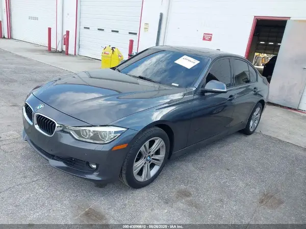 WBA8E3G58GNT78813 2016 BMW 3ER - Image 2