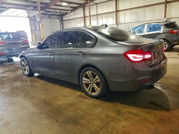 WBA8E3G59GNU38467 2016 BMW 3ER - Image 2