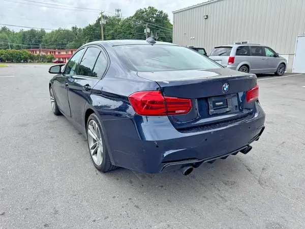 WBA8E3G5XGNT77727 2016 BMW 3ER - Image 2