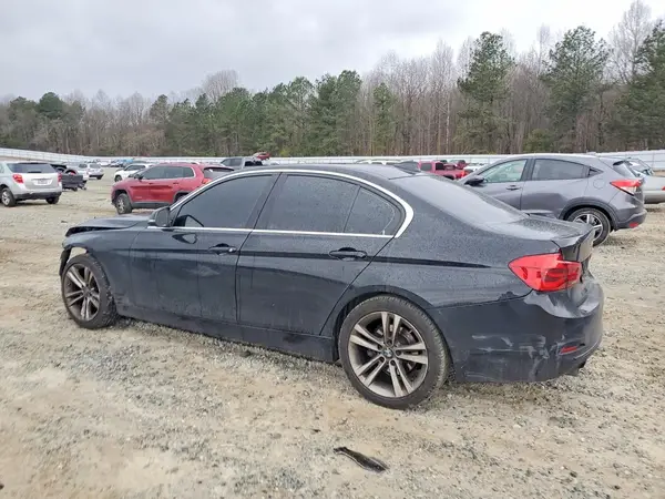 WBA8E5C30HK389050 2017 BMW 3ER - Image 2