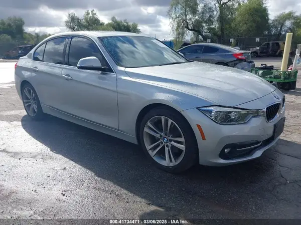 WBA8E5C34HK388970 2017 BMW 3ER - Image 1