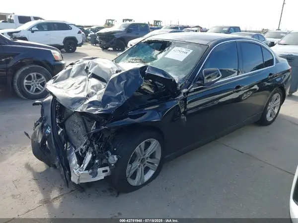WBA8E5C51JA507555 2018 BMW 3ER - Image 2