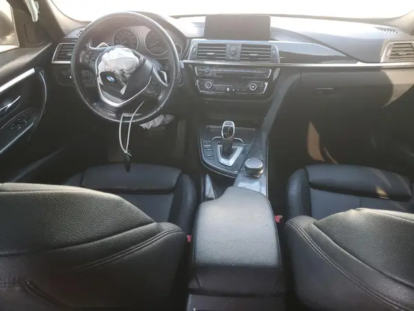 WBA8E5C53JA507427 2018 BMW 3ER - Image 8