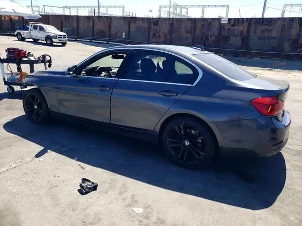 WBA8E5C56HK388762 2017 BMW 3ER - Image 2