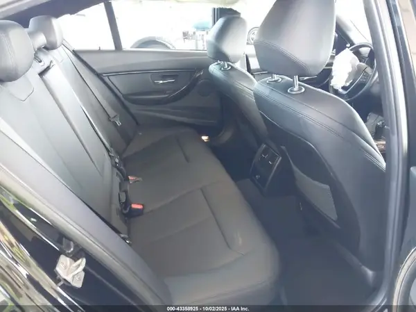 WBA8E5C57JA246254 2018 BMW 3ER - Image 8