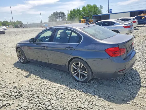 WBA8E5C57JA506734 2018 BMW 3ER - Image 2