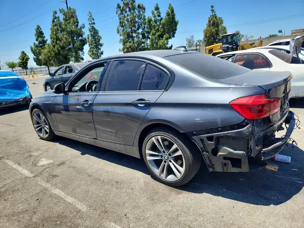 WBA8E5C58GK388499 2016 BMW 3ER - Image 2