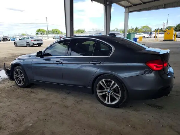 WBA8E5C5XHK388800 2017 BMW 3ER - Image 2