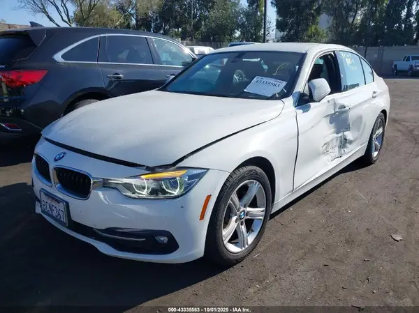 WBA8E5C5XJA507439 2018 BMW 3ER - Image 2