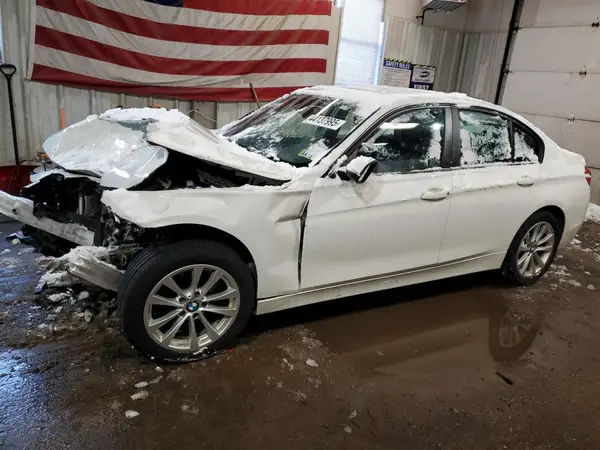 WBA8E5G30HNU42600 2017 BMW 3ER - Image 1
