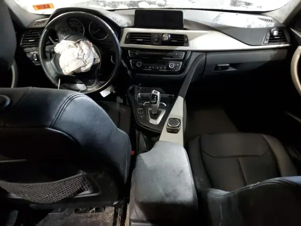 WBA8E5G30HNU42600 2017 BMW 3ER - Image 8