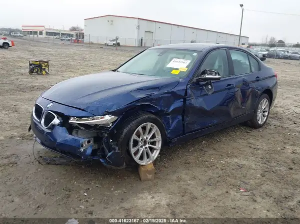 WBA8E5G30HNU43536 2017 BMW 3ER - Image 2