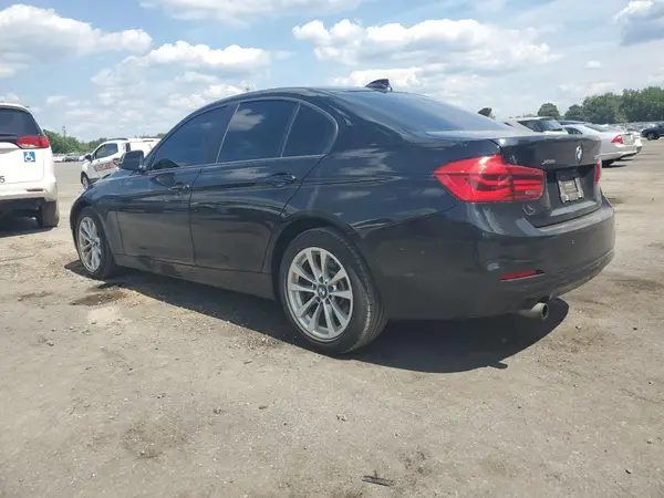 WBA8E5G30HNU43861 2017 BMW 3ER - Image 2