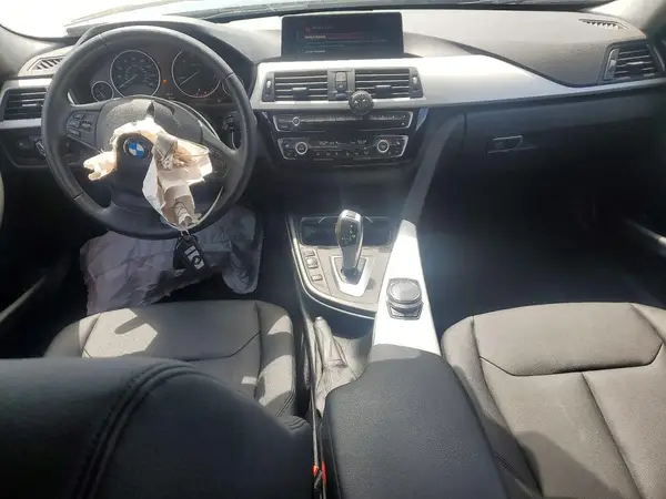 WBA8E5G30HNU44654 2017 BMW 3ER - Image 8