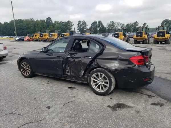 WBA8E5G32HNU42775 2017 BMW 3ER - Image 2