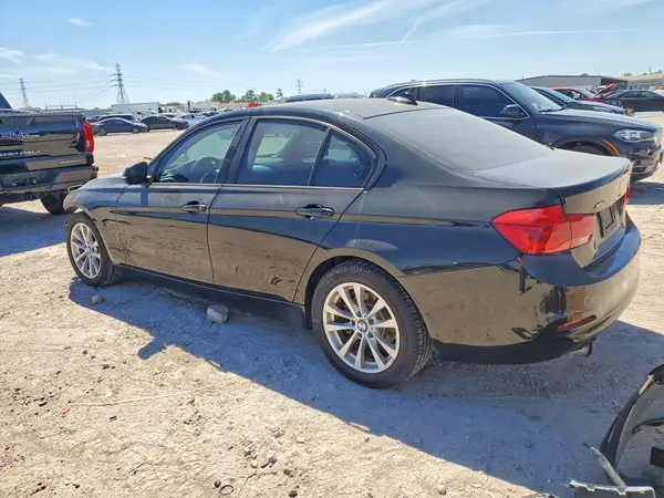 WBA8E5G33HNU42896 2017 BMW 3ER - Image 2