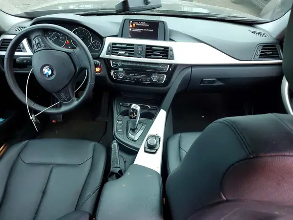WBA8E5G34HNU42616 2017 BMW 3ER - Image 8
