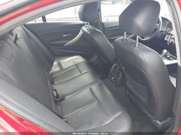 WBA8E5G34HNU43068 2017 BMW 3ER - Image 8