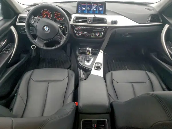 WBA8E5G34HNU43605 2017 BMW 3ER - Image 8
