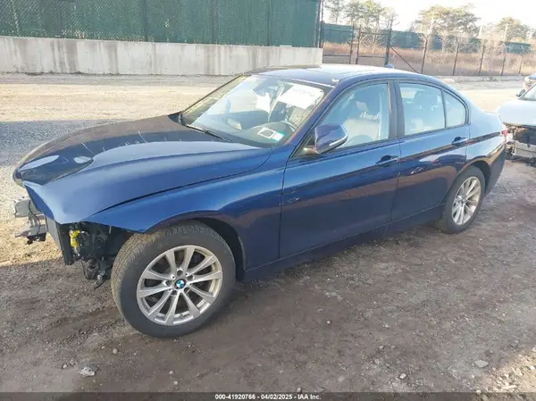 WBA8E5G34HNU44446 2017 BMW 3ER - Image 2
