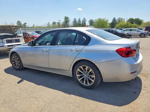 WBA8E5G34HNU44687 2017 BMW 3ER - Image 2