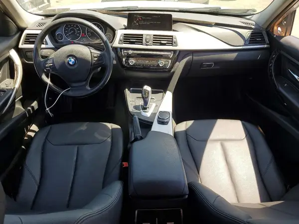 WBA8E5G34HNU44687 2017 BMW 3ER - Image 8