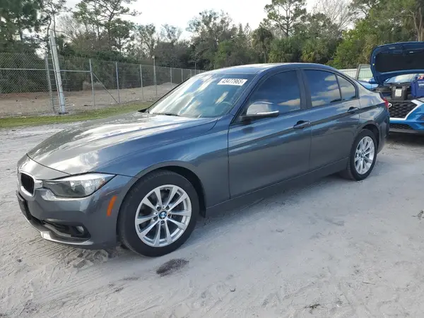 WBA8E5G35HNU44715 2017 BMW 3ER - Image 1