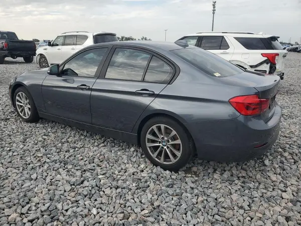 WBA8E5G36HNU43122 2017 BMW 3ER - Image 2