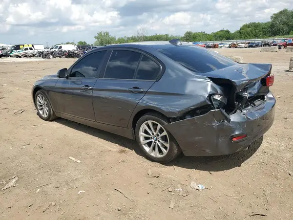 WBA8E5G36HNU43136 2017 BMW 3ER - Image 2