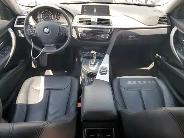WBA8E5G36HNU43136 2017 BMW 3ER - Image 8