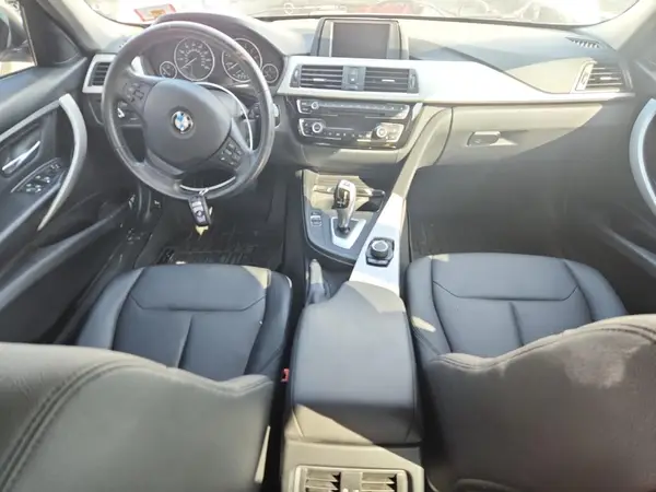 WBA8E5G36HNU44593 2017 BMW 3ER - Image 8