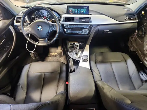 WBA8E5G36HNU45257 2017 BMW 3ER - Image 8