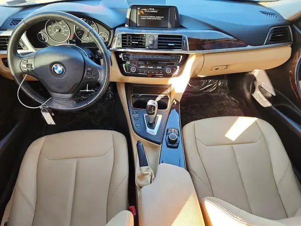 WBA8E5G38HNU45132 2017 BMW 3ER - Image 8