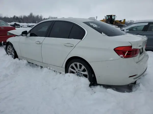 WBA8E5G39HNU42496 2017 BMW 3ER - Image 2