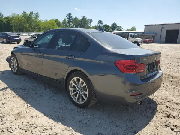 WBA8E5G39HNU42563 2017 BMW 3ER - Image 2