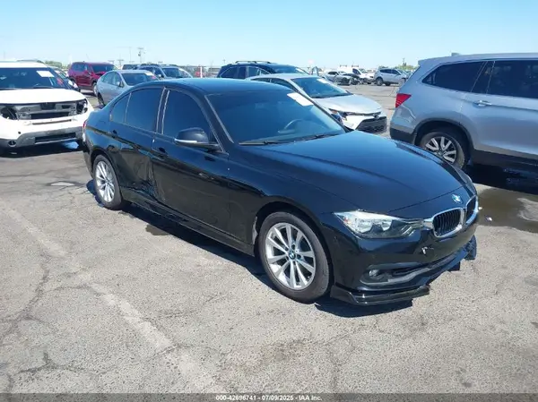 WBA8E5G39HNU45396 2017 BMW 3ER - Image 1