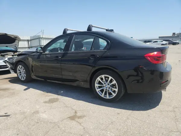 WBA8E5G3XHNU43768 2017 BMW 3ER - Image 2
