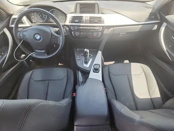 WBA8E5G3XHNU43768 2017 BMW 3ER - Image 8