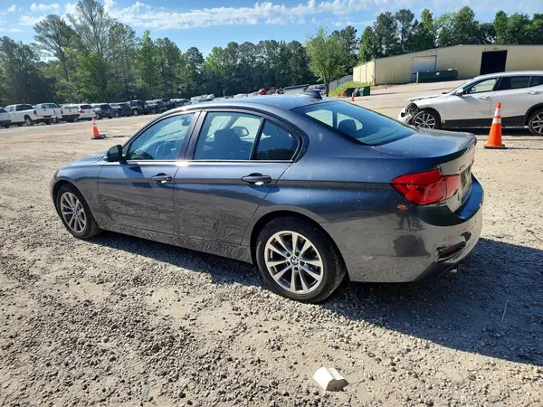 WBA8E5G3XHNU45178 2017 BMW 3ER - Image 2